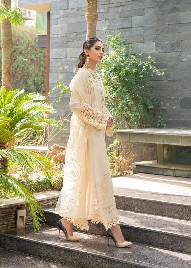 Brand :MUSHQ   ☆FABRIC DETAILS : LAWN & ORGANZA ☆