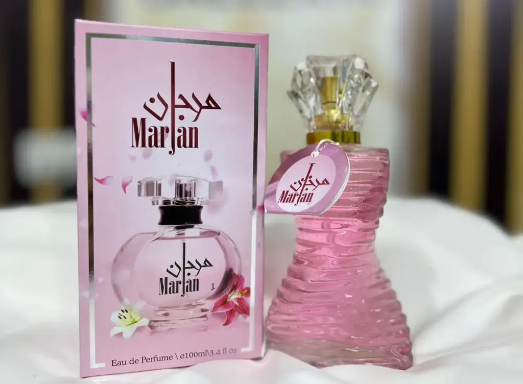 Junaid Jamshed – Iconic Fragrance Experience the timeless charm of Dior Sauvage, a perfect blend of freshness, warmth, and sophistication.  🌿 Fragrance Profile  Fresh & Juicy Calabrian Bergamot Sensual Papua New Guinean Vanilla Smoky Patchouli, Earthy Vetiver, Warm Amber  Long-lasting scent Premium bottle design Perfect for any occasion For Both Male Female